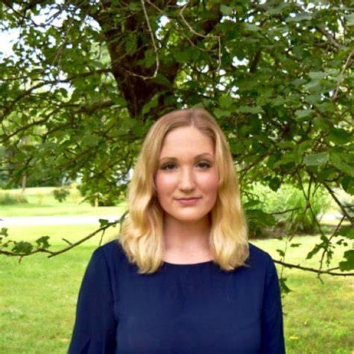 CHLOE TEBOE Emerson College, Boston Department of Journalism