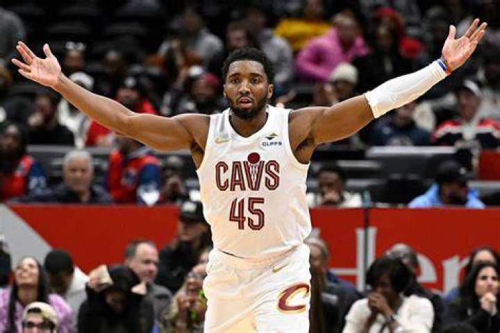 Cleveland Cavaliers guard Donovan Mitchell should be the early season