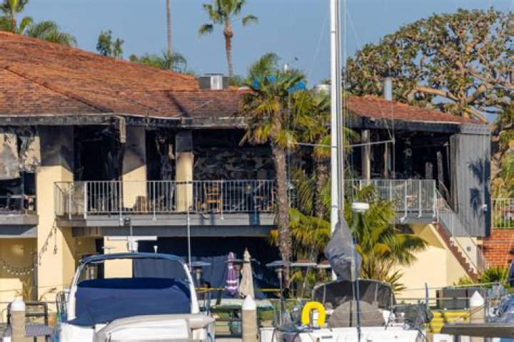 Fire destroys historic California Yacht Club in Marina del Rey Los