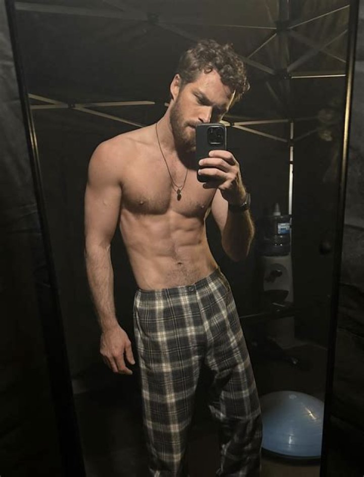 my new plaid pants Good Morning, World